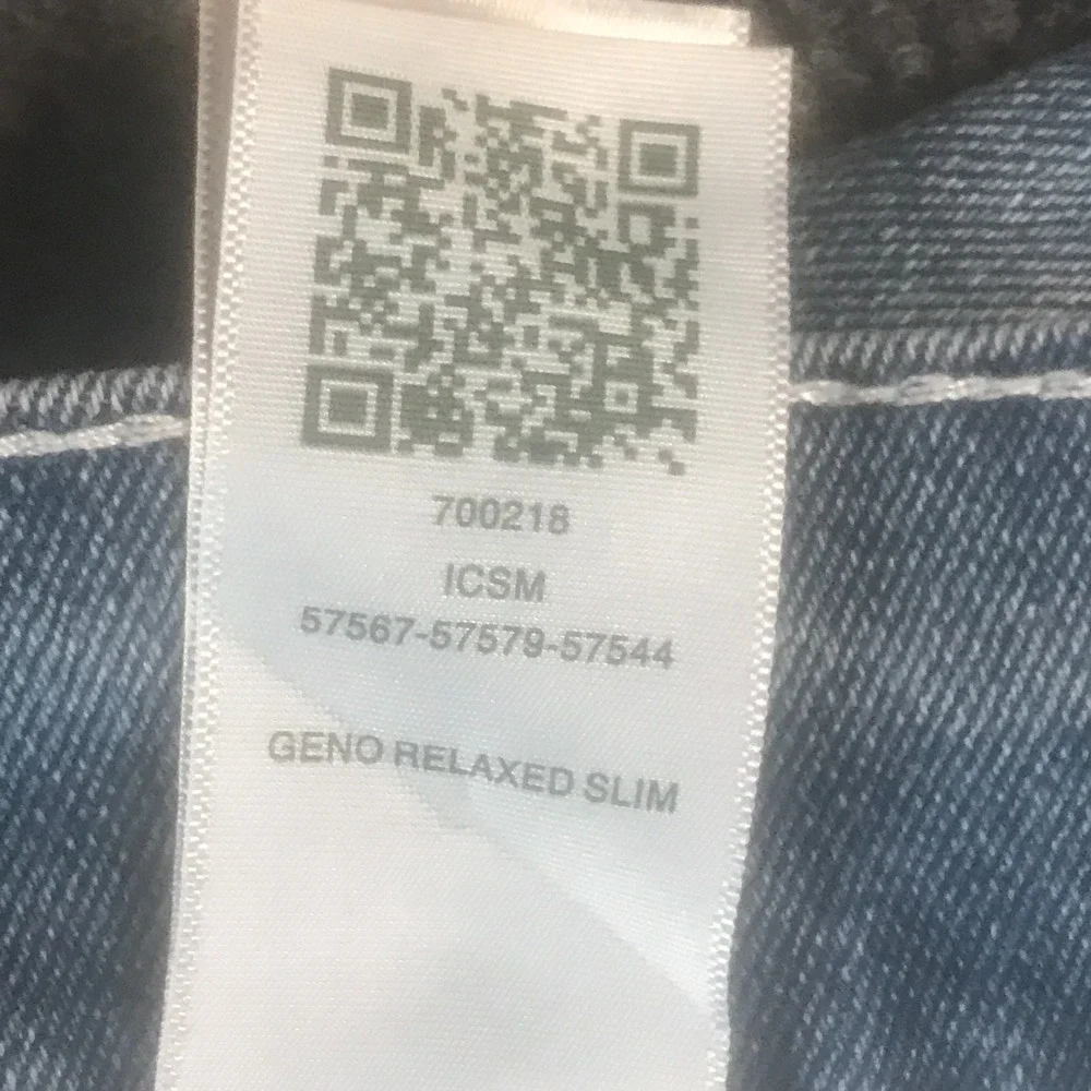 True Religion Geno Relaxed Slim Jeans Mens 29 (Fits 32x31.5) Blue Denim Cotton